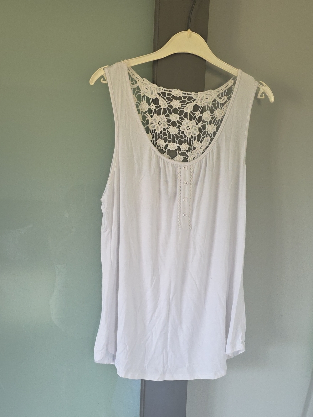 Cable & Gauge Size L Tank Top With Lace Detail On Back